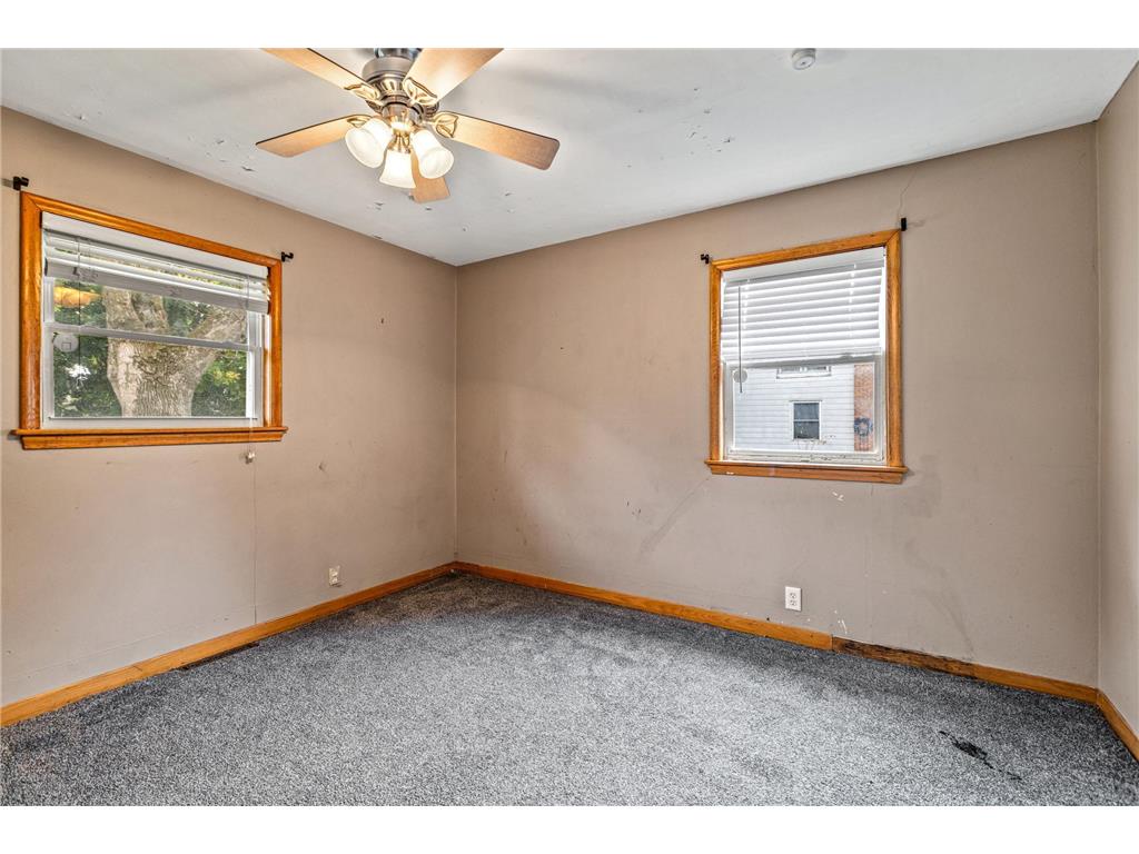 257 E Mckinley Avenue Fall Creek WI 54742 6805518 image16