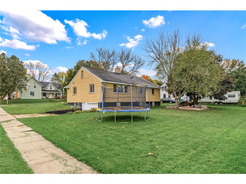 257 E Mckinley Avenue Fall Creek WI 54742 6805518 image27