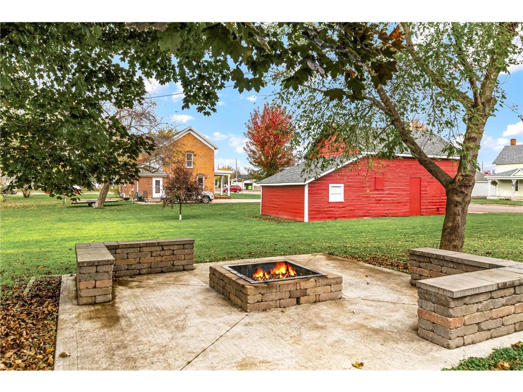 257 E Mckinley Avenue Fall Creek WI 54742 6805518 image30