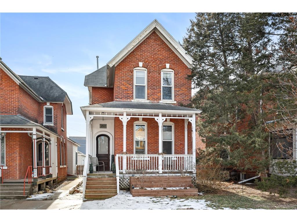 257 E Wabasha Street Winona MN 55987 7021671 image1