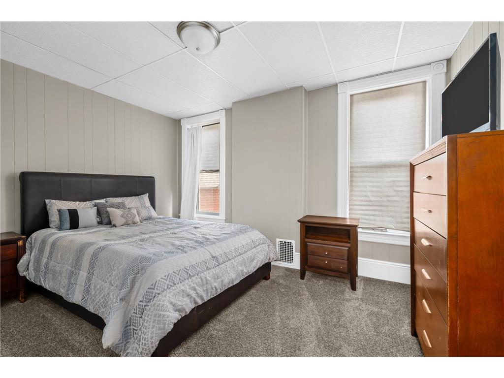 257 E Wabasha Street Winona MN 55987 7021671 image18