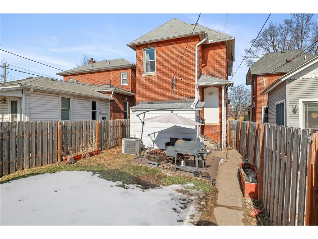 257 E Wabasha Street Winona MN 55987 7021671 image5