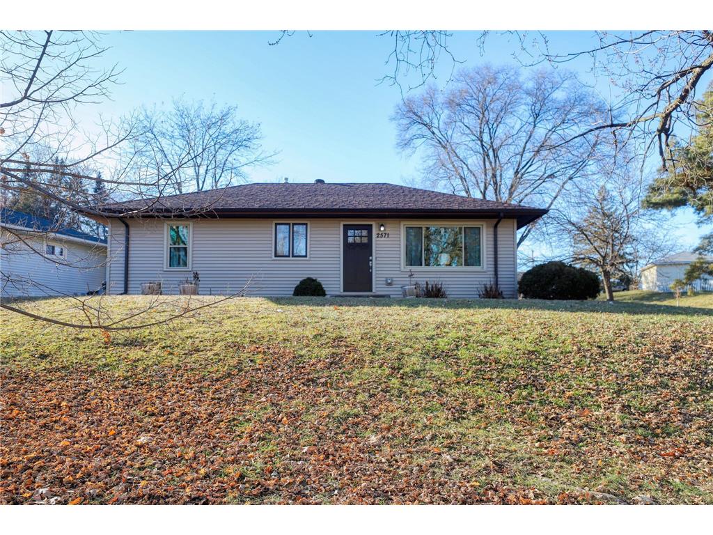 2571 Beacon Street Roseville MN 55113 6470993 image1