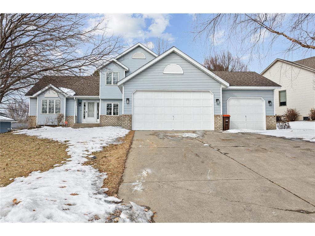 2571 Nemitz Avenue E Maplewood MN 55119 7017444 image1