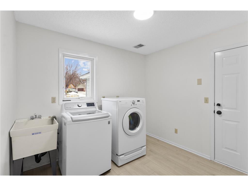 2571 Nemitz Avenue E Maplewood MN 55119 7017444 image19