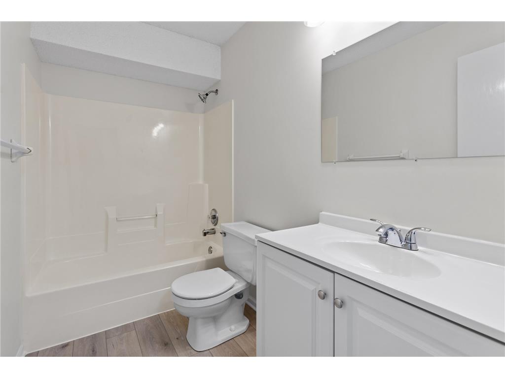 2571 Nemitz Avenue E Maplewood MN 55119 7017444 image26