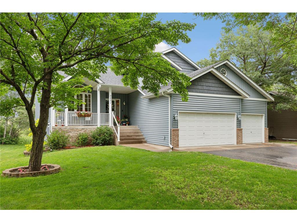 2571 Radisson Woods Drive NE Blaine MN 55449 6553431 image1