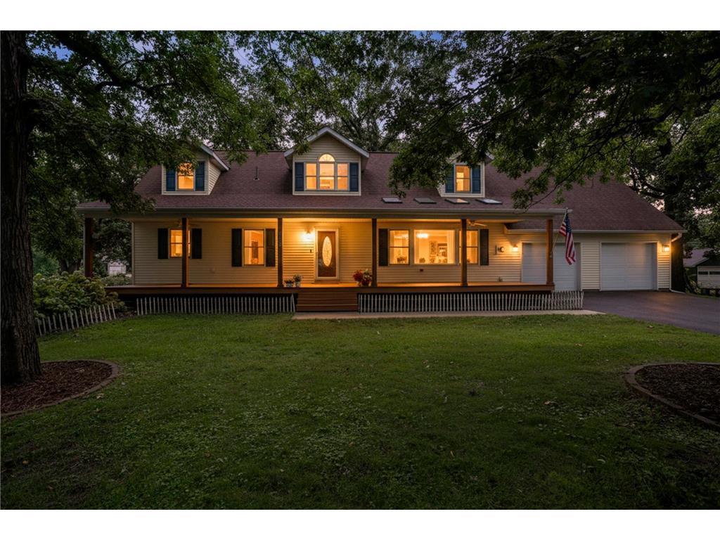 2574 1st Street White Bear Twp MN 55110 - White Bear 6810260 image1