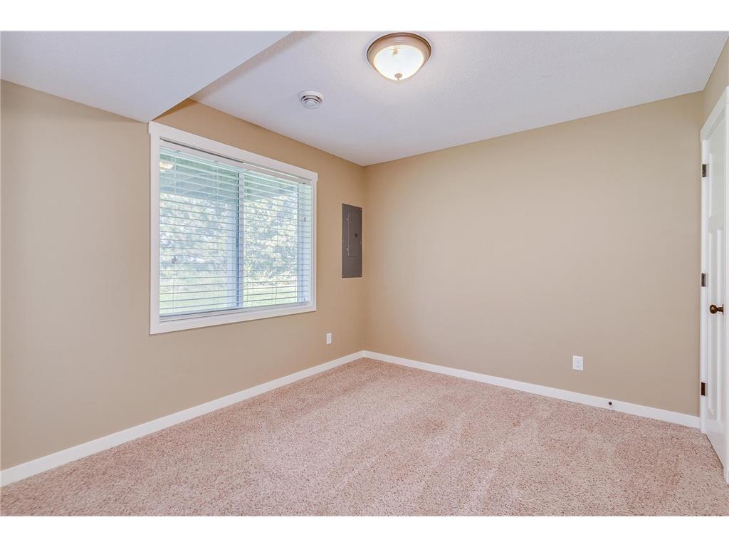 2576 Waterfall Way NW Prior Lake MN 55372 6821030 image24