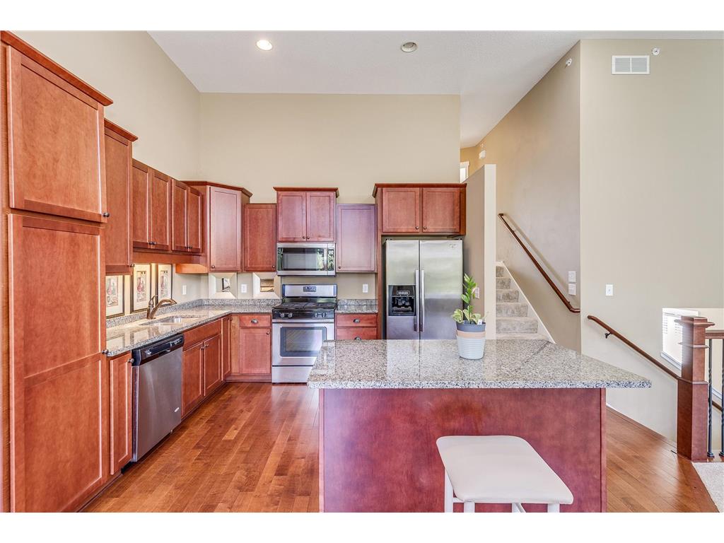 2576 Waterfall Way NW Prior Lake MN 55372 6821030 image5