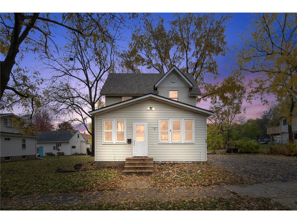 2577 4th Avenue E North Saint Paul MN 55109 6460310 image1