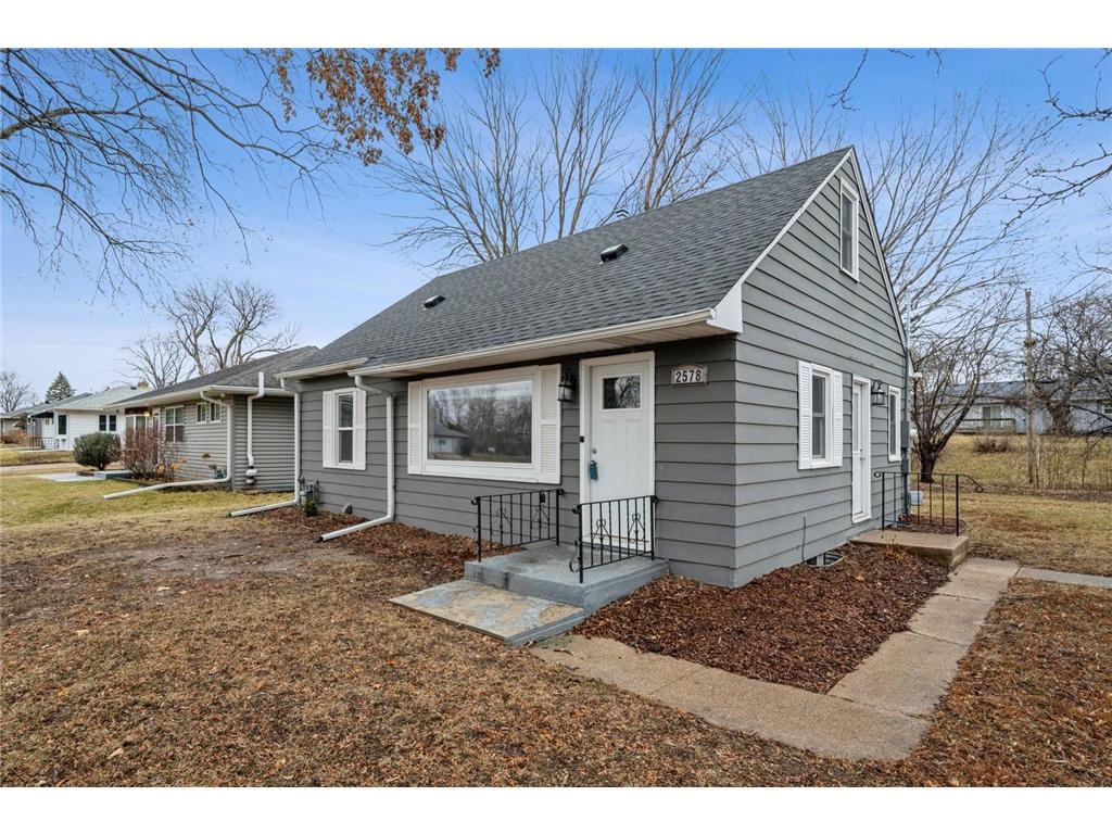 2578 Wheeler Street N Roseville MN 55113 6487356 image1