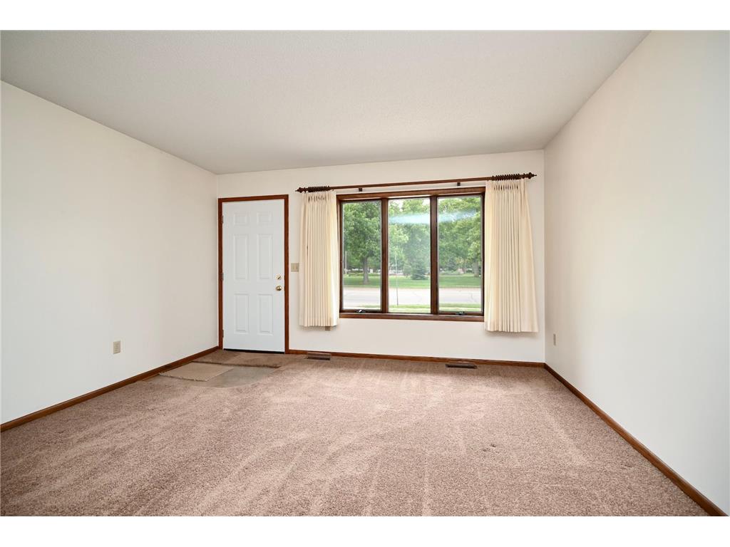 258 Huff Street Winona MN 55987 7079821 image2