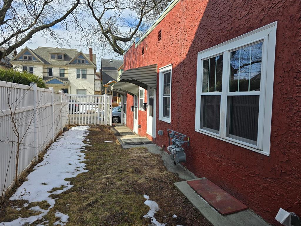 258 Maria Avenue Saint Paul MN 55106 7038924 image5