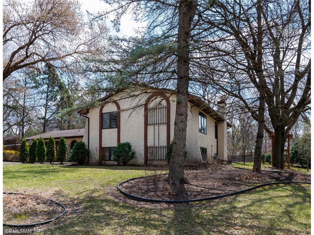 258 Marie Avenue W West Saint Paul MN 55118 6706141 image1