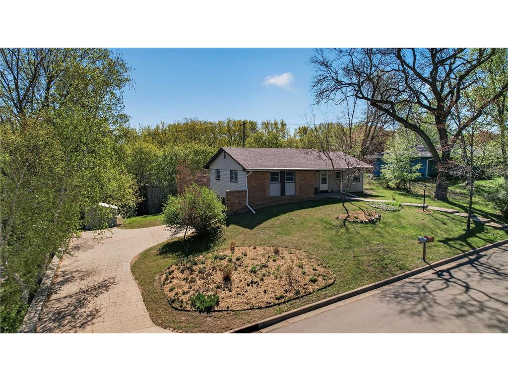 2580 Winfield Avenue Golden Valley MN 55422 7069725 image1