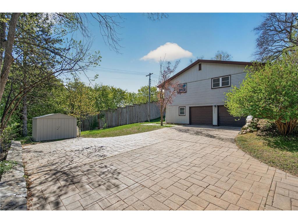 2580 Winfield Avenue Golden Valley MN 55422 7069725 image34