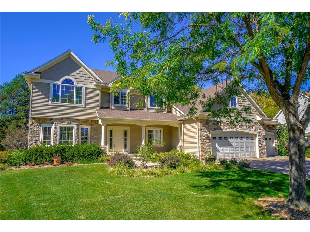 2581 Knollwood Court N, Maplewood, MN 55109 MLS 6228202 Edina Realty