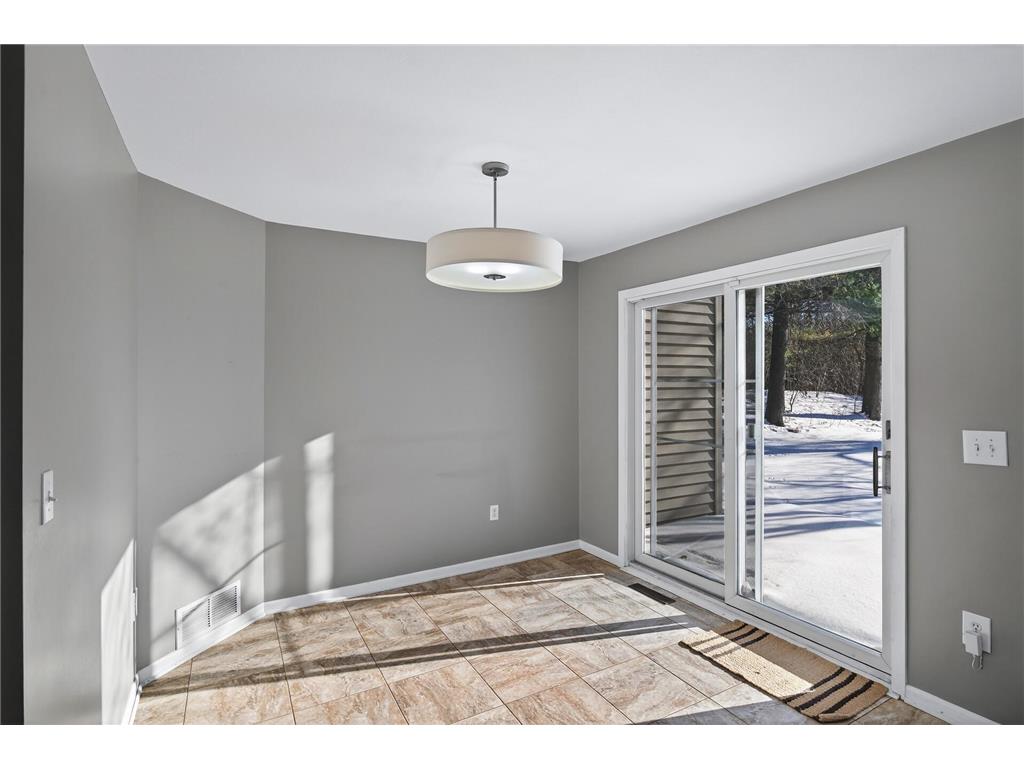 25815 Wild Rose Lane Shorewood MN 55331 6824163 image7