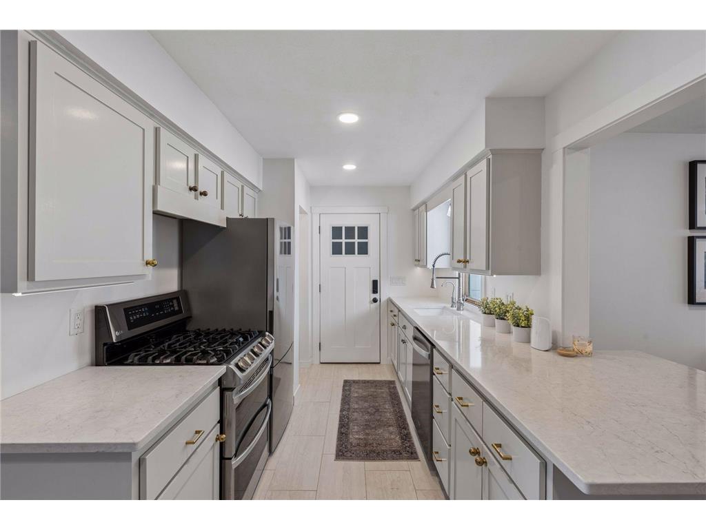 25835 Wild Rose Lane Shorewood MN 55331 7040729 image4