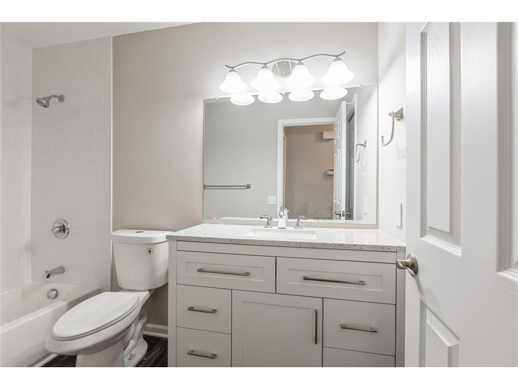 2584 76th Street E Inver Grove Heights MN 55076 6681973 image11