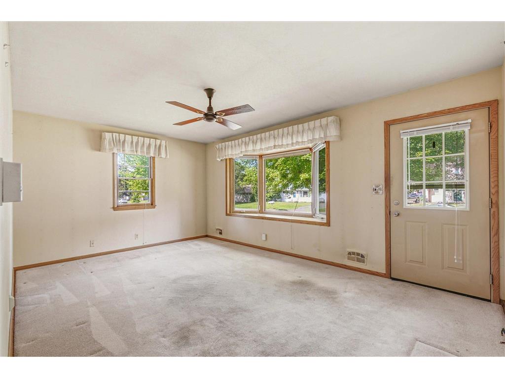 2584 Herschel Street Roseville MN 55113 7100860 image10