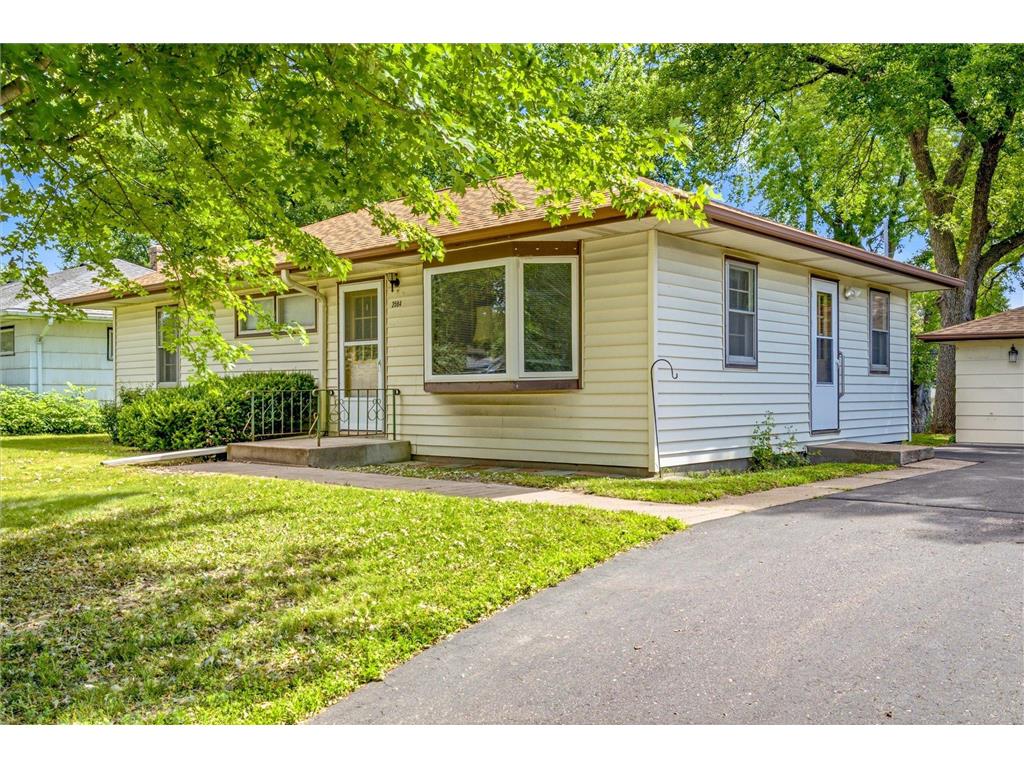 2584 Herschel Street Roseville MN 55113 7100860 image3