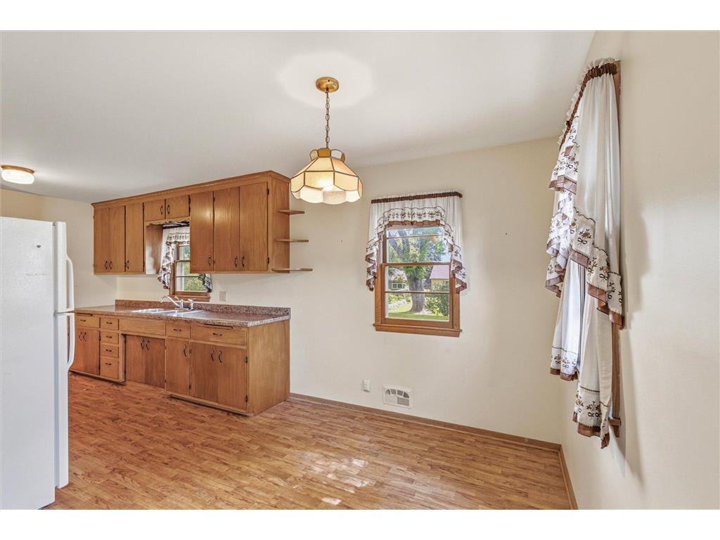 2584 Herschel Street Roseville MN 55113 7100860 image4