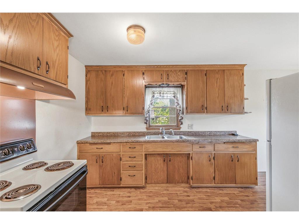 2584 Herschel Street Roseville MN 55113 7100860 image5
