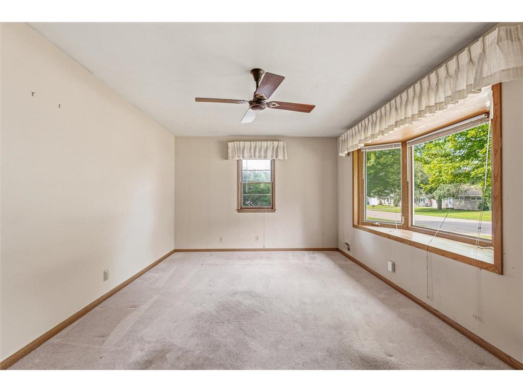 2584 Herschel Street Roseville MN 55113 7100860 image8
