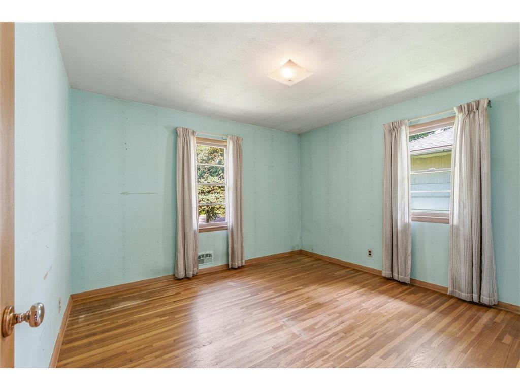 2584 Herschel Street Roseville MN 55113 7100860 image9