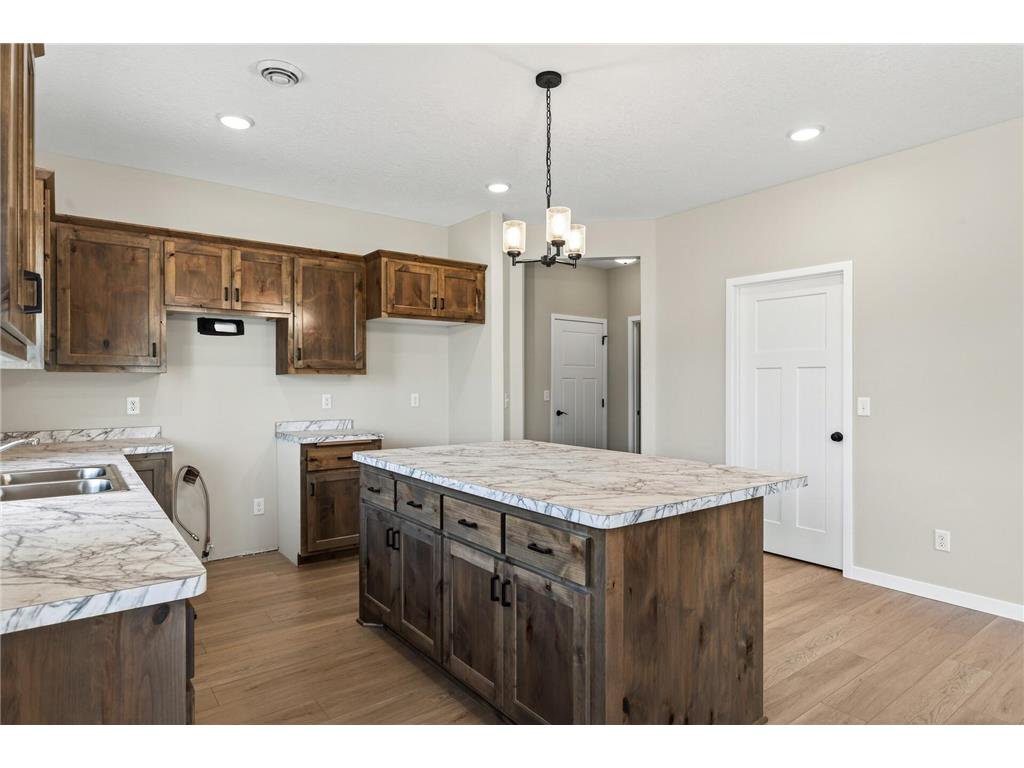 25850 Emerson Court Wyoming MN 55092 7049171 image12