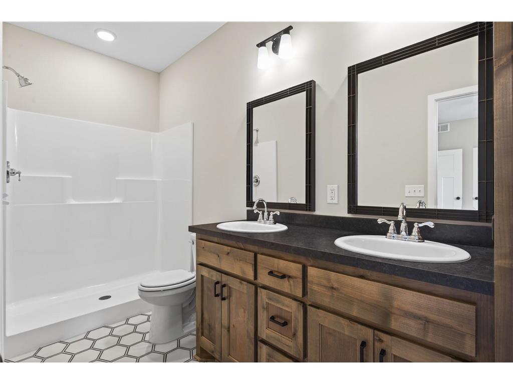 25850 Emerson Court Wyoming MN 55092 7049171 image19