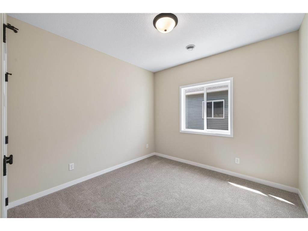 25850 Emerson Court Wyoming MN 55092 7049171 image21