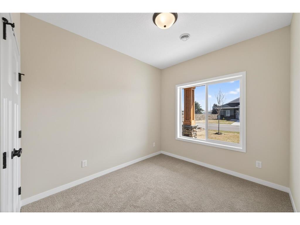 25850 Emerson Court Wyoming MN 55092 7049171 image24