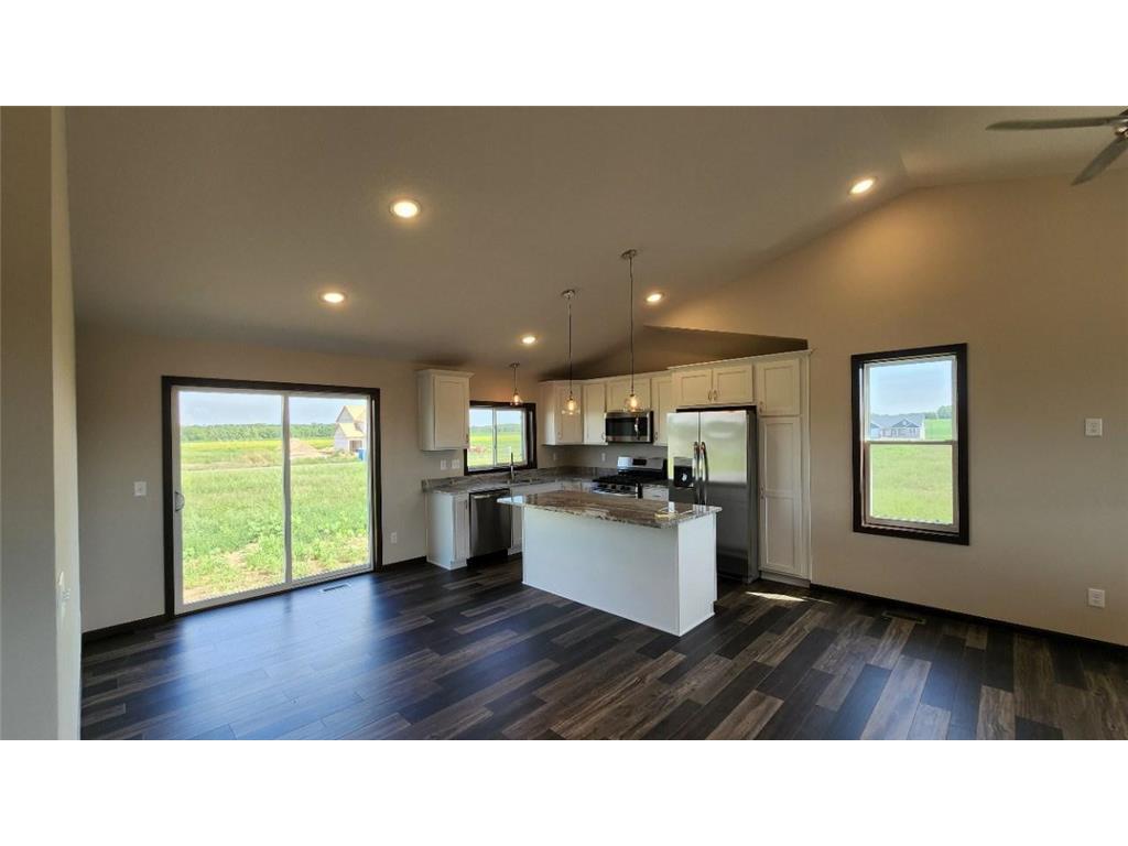 2586 Meadows Drive River Falls WI 54022 6312075 image1