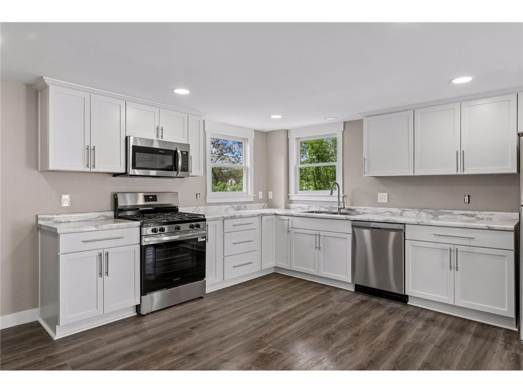 2587 2nd Avenue E North Saint Paul MN 55109 7069042 image14