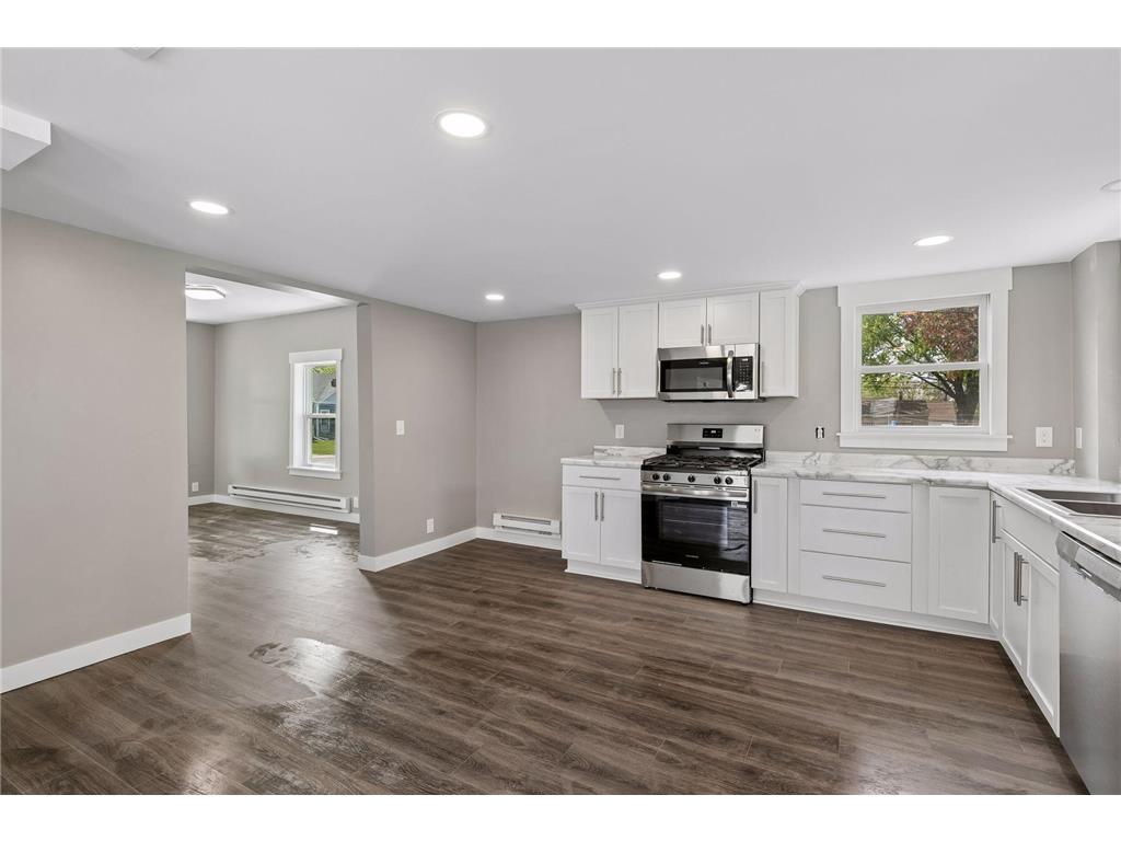 2587 2nd Avenue E North Saint Paul MN 55109 7069042 image15