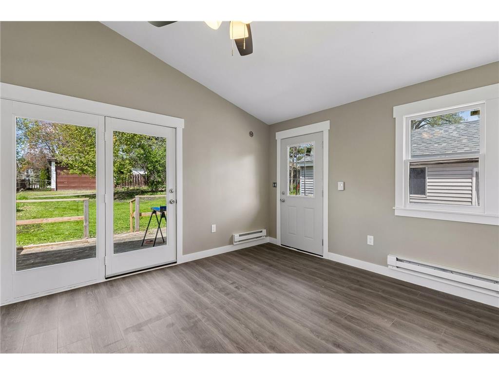 2587 2nd Avenue E North Saint Paul MN 55109 7069042 image22
