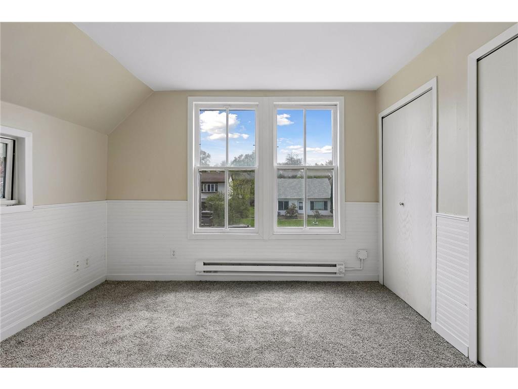 2587 2nd Avenue E North Saint Paul MN 55109 7069042 image24