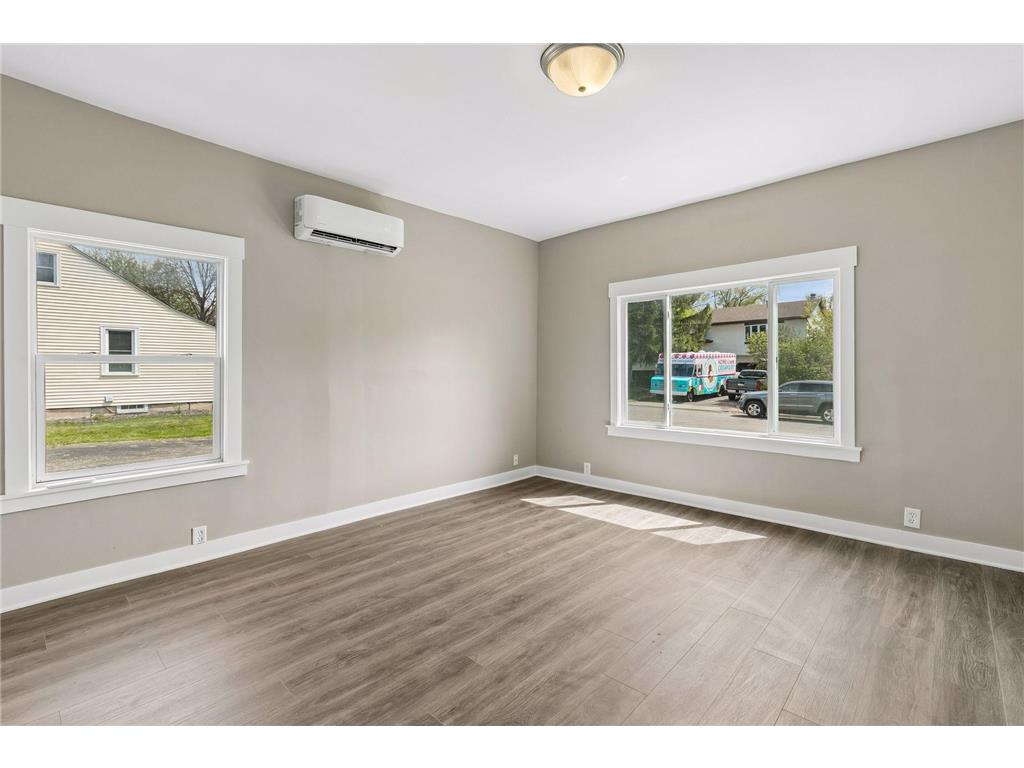 2587 2nd Avenue E North Saint Paul MN 55109 7069042 image8