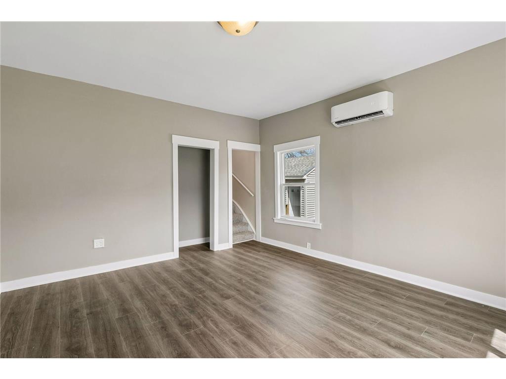 2587 2nd Avenue E North Saint Paul MN 55109 7069042 image9