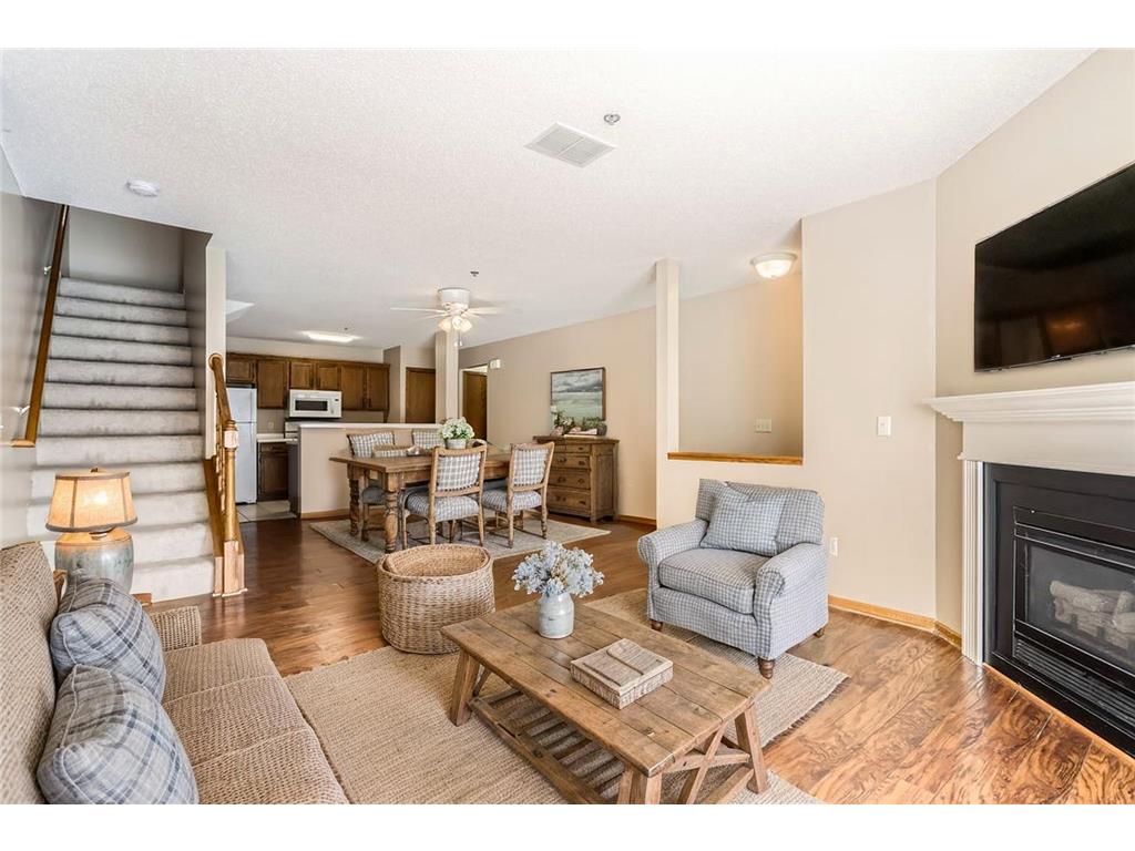 2588 Lockwood Drive Mendota Heights MN 55120 6725226 image1