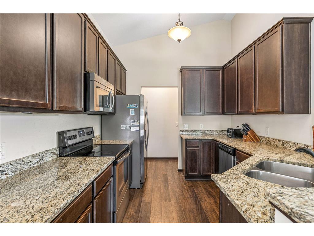 2588 Vierling Drive E Shakopee MN 55379 7108415 image7