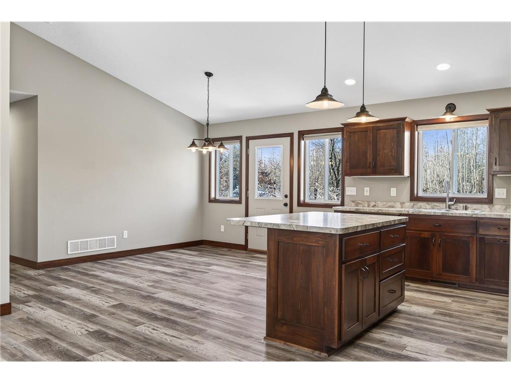 25882 101st Street NW Livonia Twp MN 55398 7002243 image11