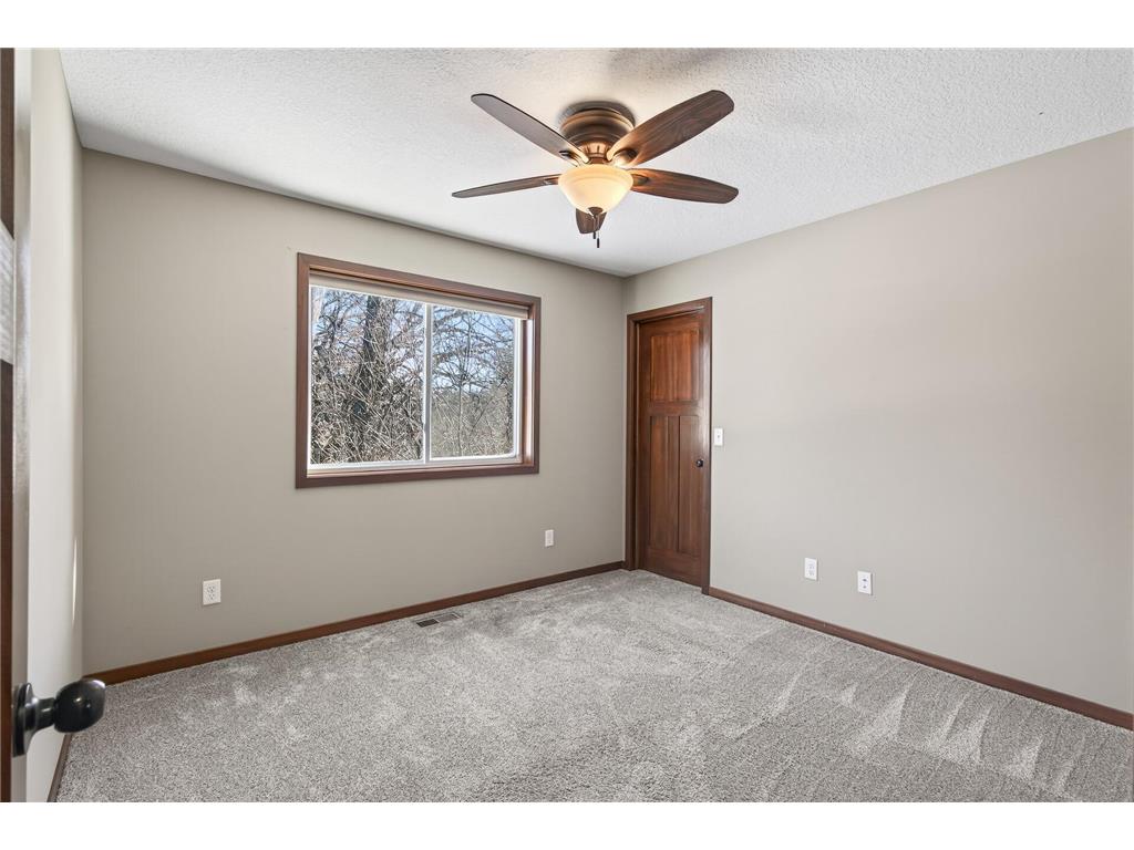 25882 101st Street NW Livonia Twp MN 55398 7002243 image22