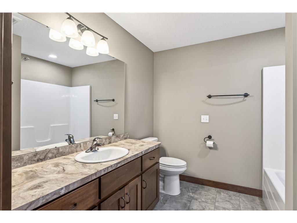 25882 101st Street NW Livonia Twp MN 55398 7002243 image24