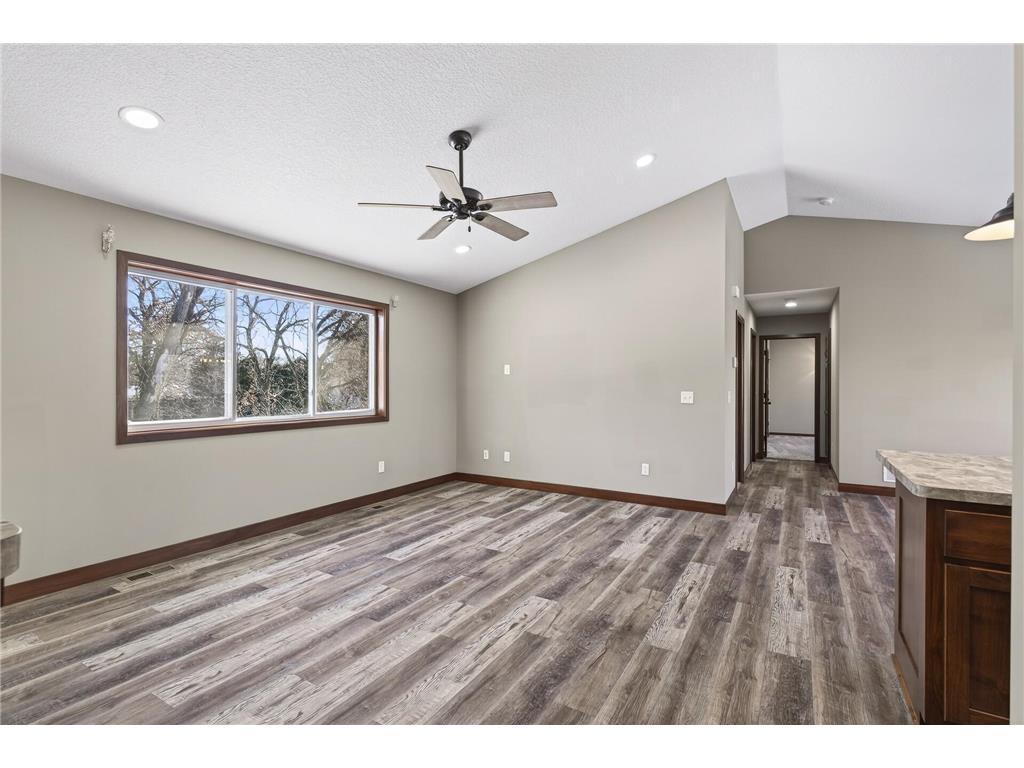 25882 101st Street NW Livonia Twp MN 55398 7002243 image3