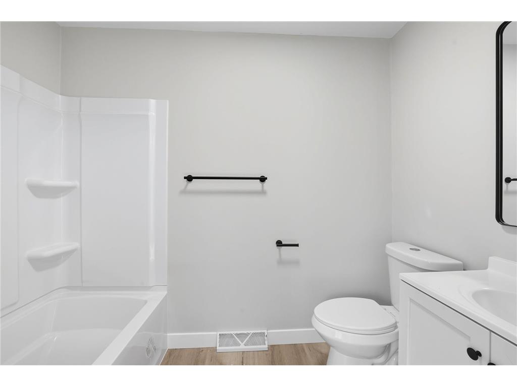 259 Cossairt Avenue W Eden Valley MN 55329 6794097 image21