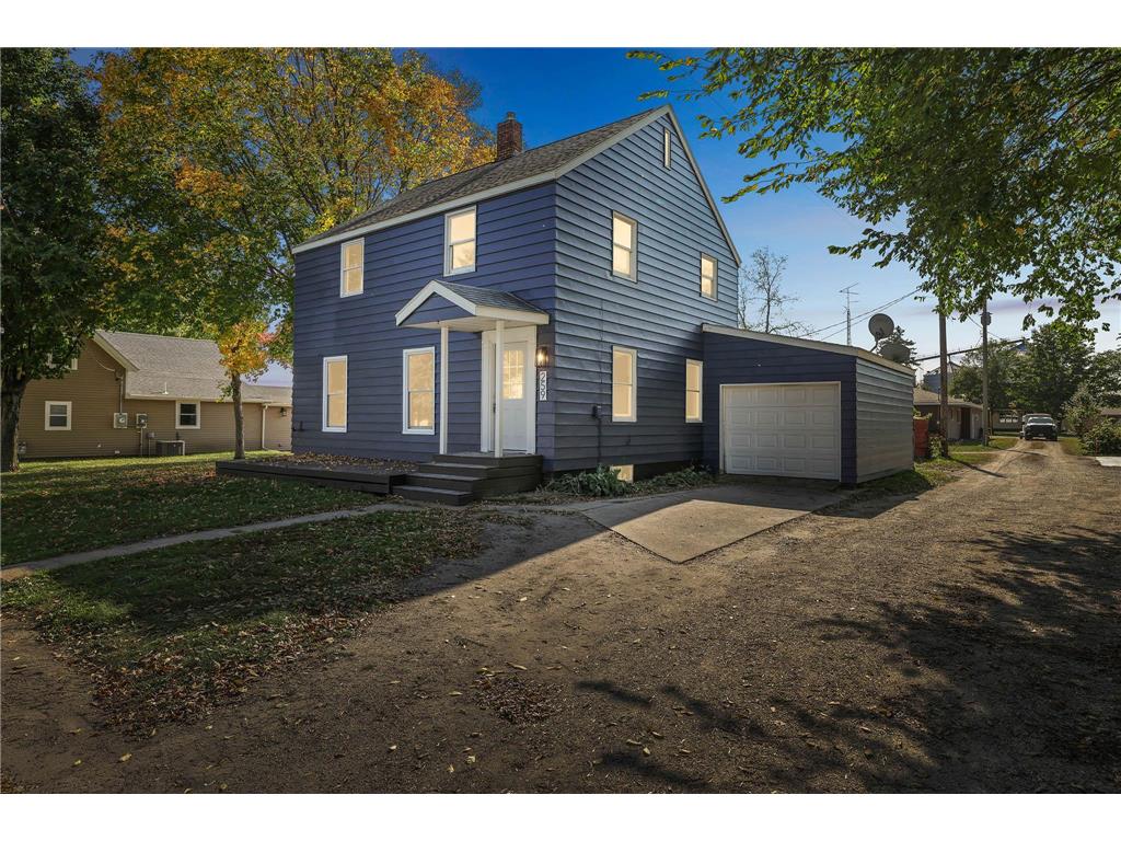 259 Cossairt Avenue W Eden Valley MN 55329 6794097 image3